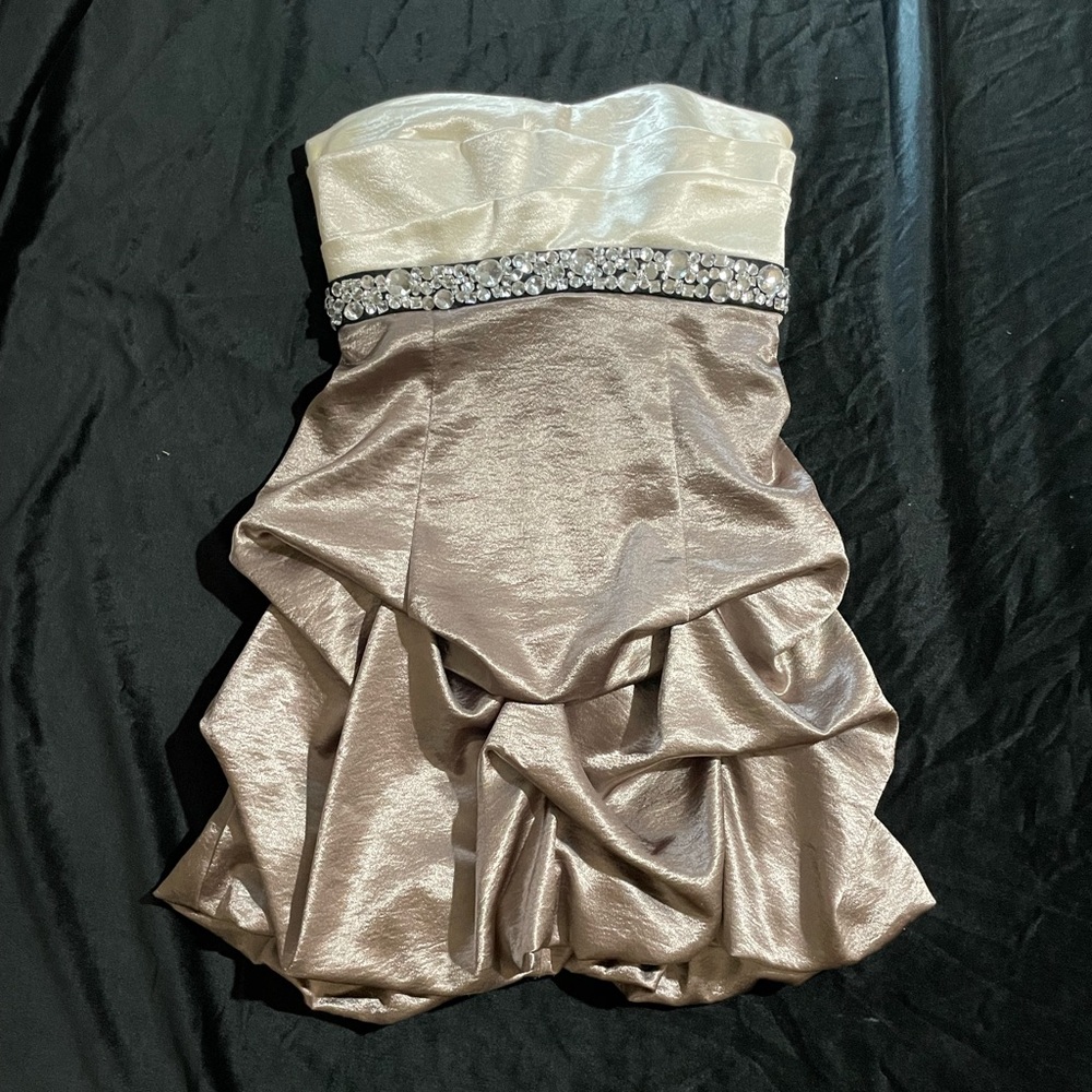 City Triangles Juniors Formal Dress size 9